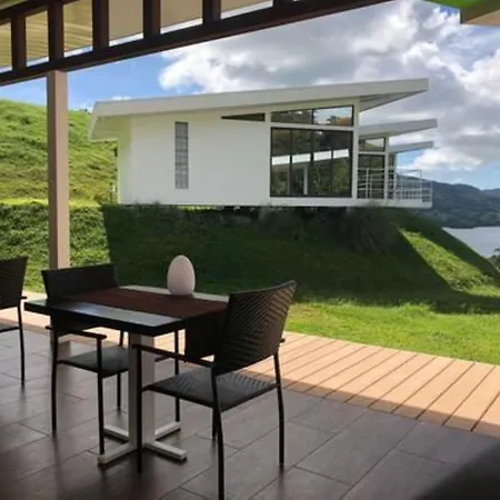 Hotel Laguna Arenal